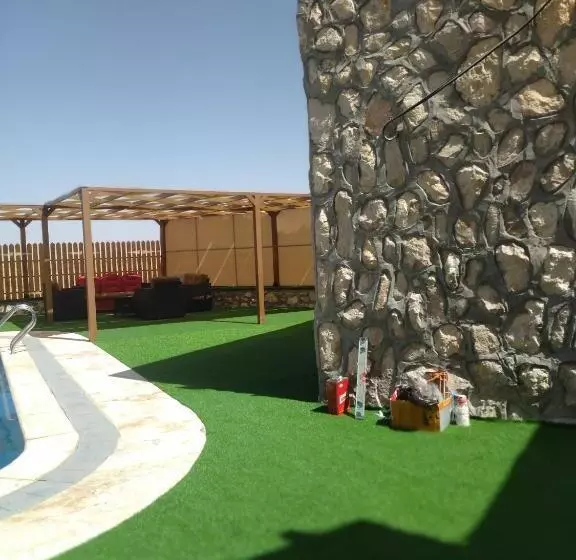 تختخواب و صبحانه Fog Mountain Hotel Rooms & Sauna