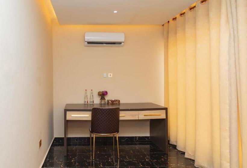 בית מלון כפרי Marlin All Inclusive Resort