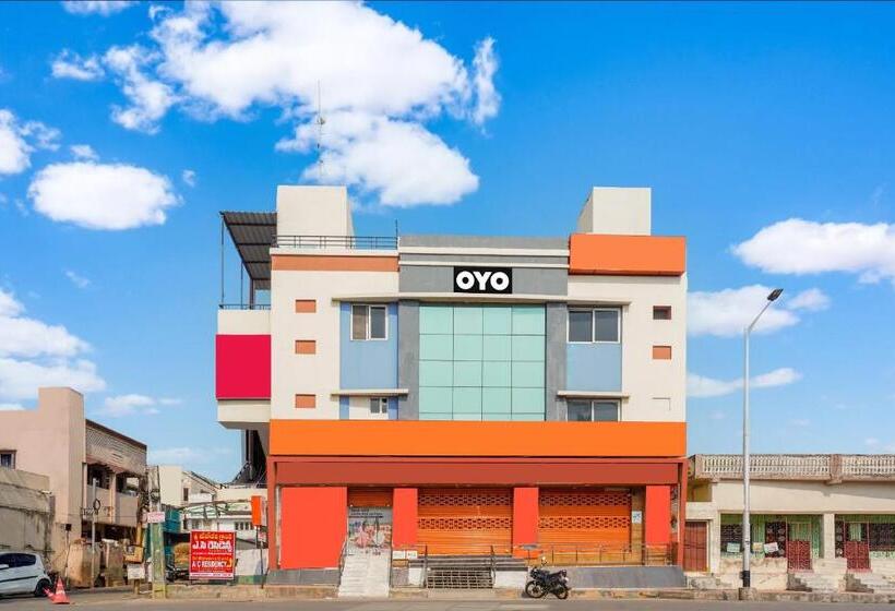 هتل Oyo Flagship 81135 Sri Mahadeva Grand Ac Residency