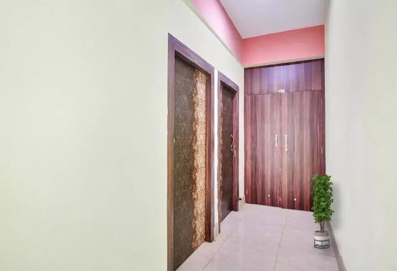 Hotelli Oyo Subha Utsab Guest House