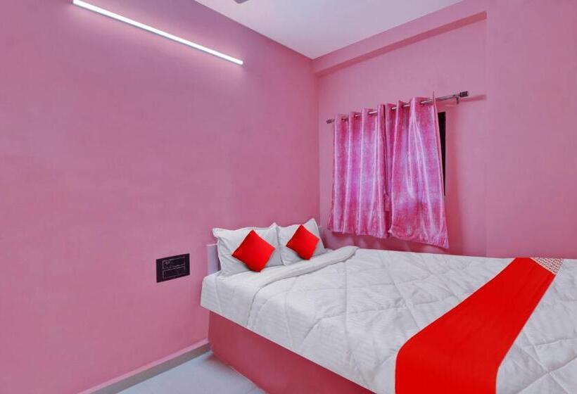 Oyo Flagship 80935 Hotel Rm Inn