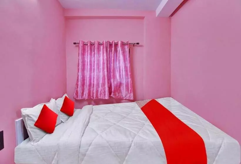 Oyo Flagship 80935 Hotel Rm Inn