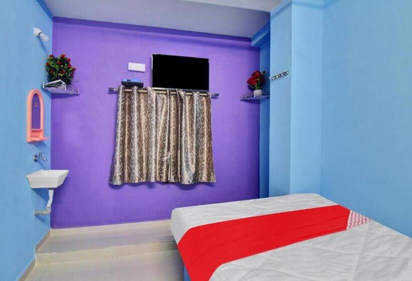 Oyo Flagship 80935 Hotel Rm Inn