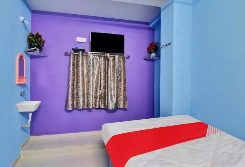 Oyo Flagship 80935 Hotel Rm Inn