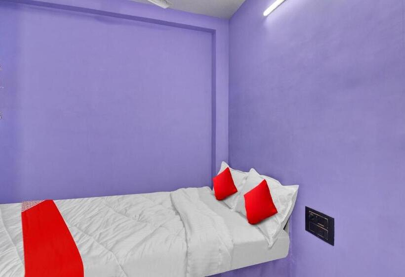 Oyo Flagship 80935 Hotel Rm Inn