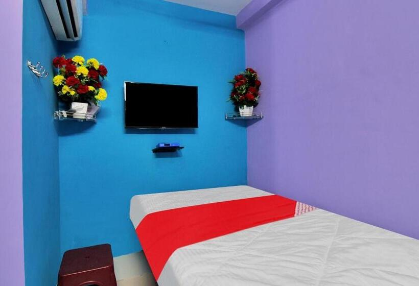 Oyo Flagship 80935 Hotel Rm Inn