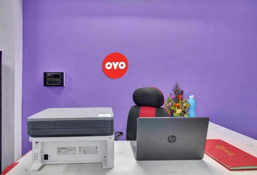 Oyo Flagship 80935 Hotel Rm Inn