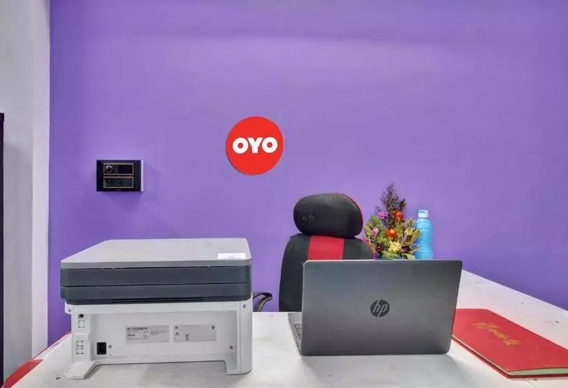 Oyo Flagship 80935 Hotel Rm Inn