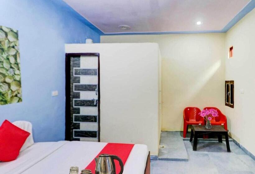 Oyo Flagship 81042 Hotel Royal Inn