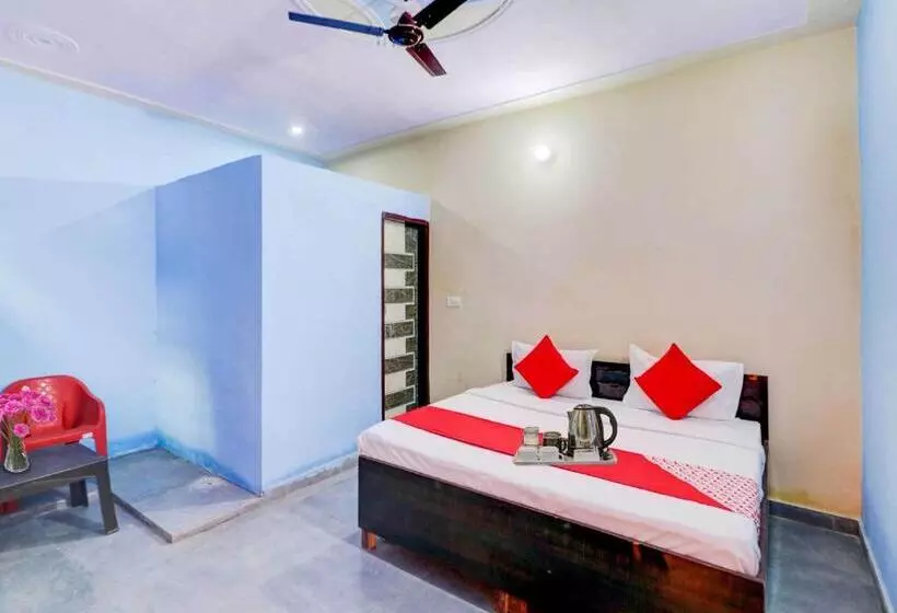 Oyo Flagship 81042 Hotel Royal Inn