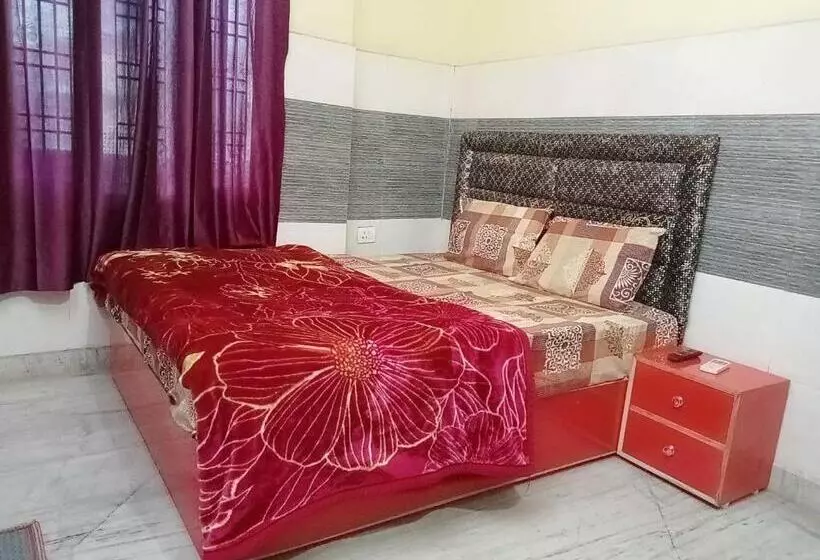 Oyo Hotel Green Valley