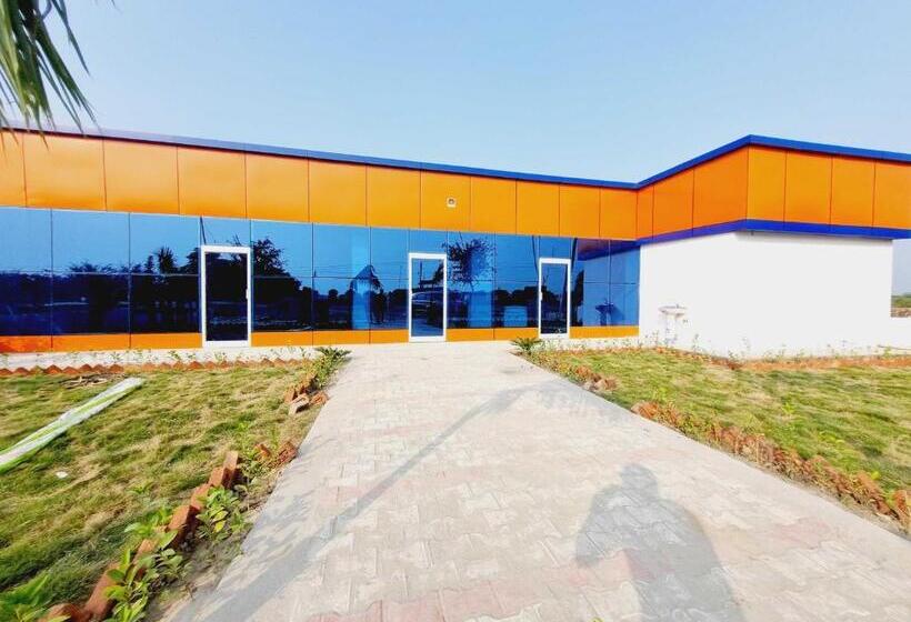 Oyo Hotel Shiva & Restaurant