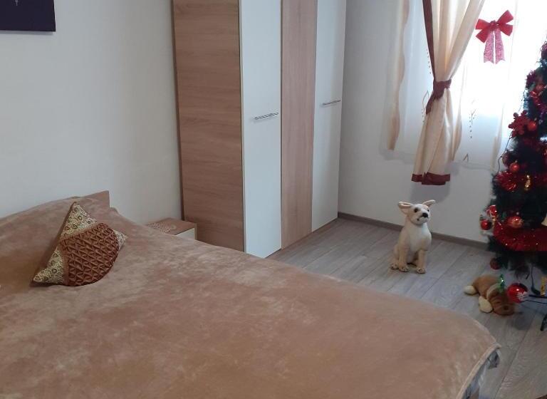 پانسیون Casa Lenu & Lian