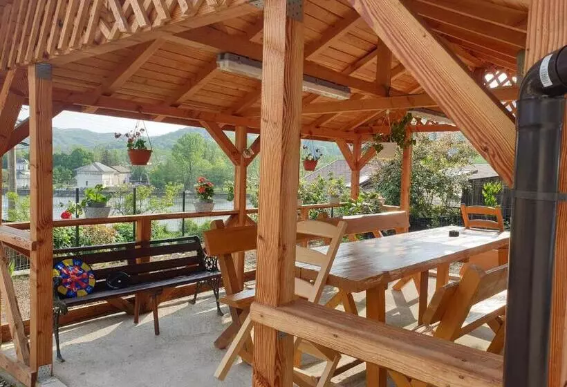 پانسیون Casa Luci&matei