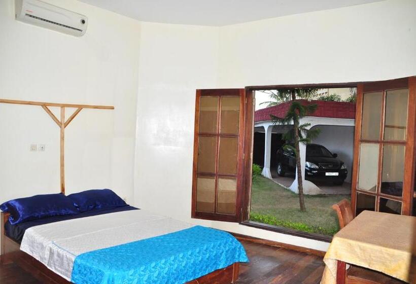 پانسیون Chez Vous