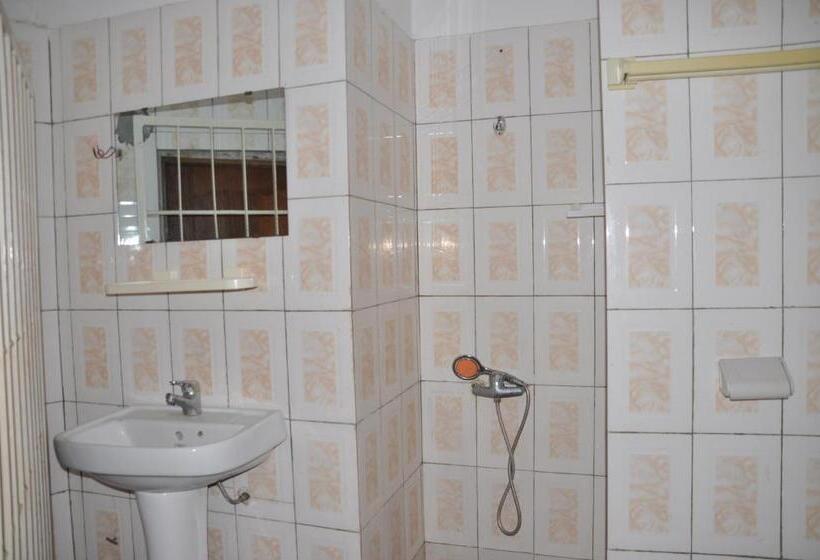 پانسیون Chez Vous