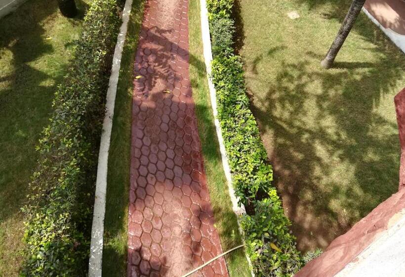 پانسیون Chez Vous