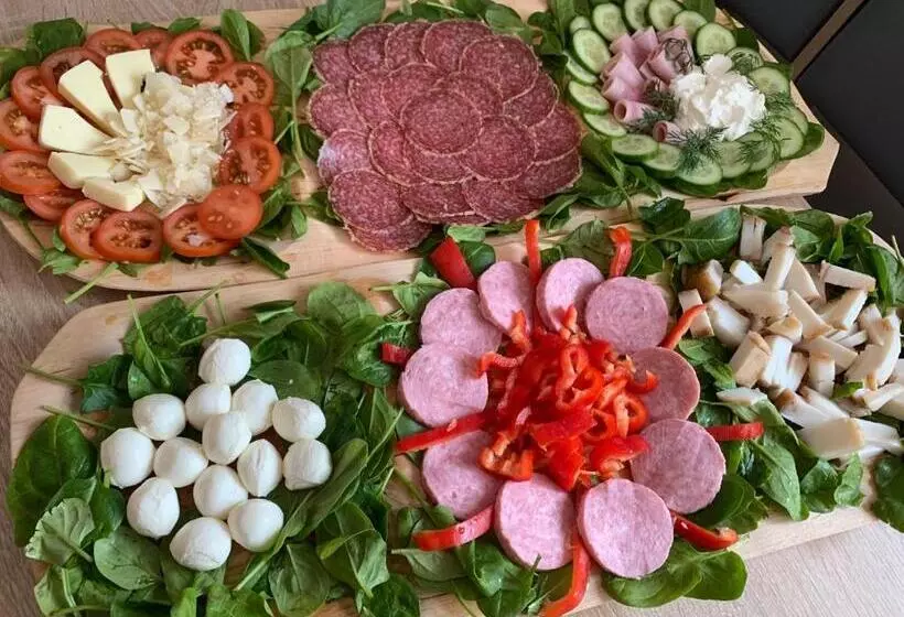 Majatalo Lumea Copiilor Karina&adelin Lupeni