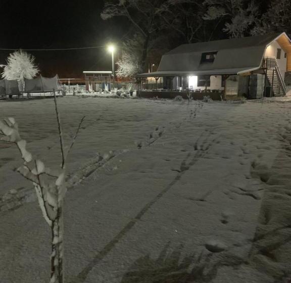 پانسیون Lumea Copiilor Karina&adelin Lupeni