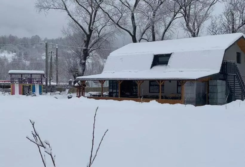 Majatalo Lumea Copiilor Karina&adelin Lupeni