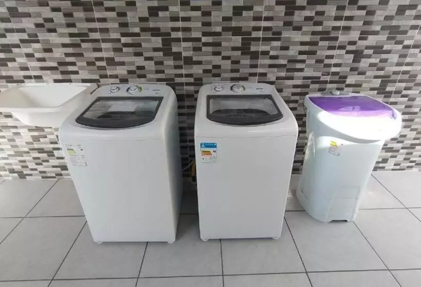 ペンション Marco Zero Containers 1