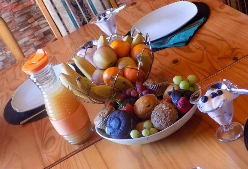 Пансион Molopo Naledi Guest Lodge