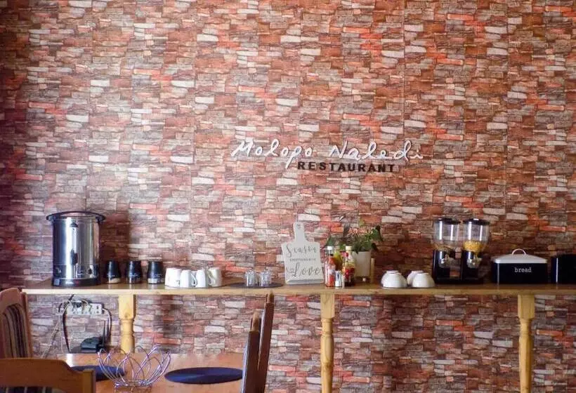 Majatalo Molopo Naledi Guest Lodge