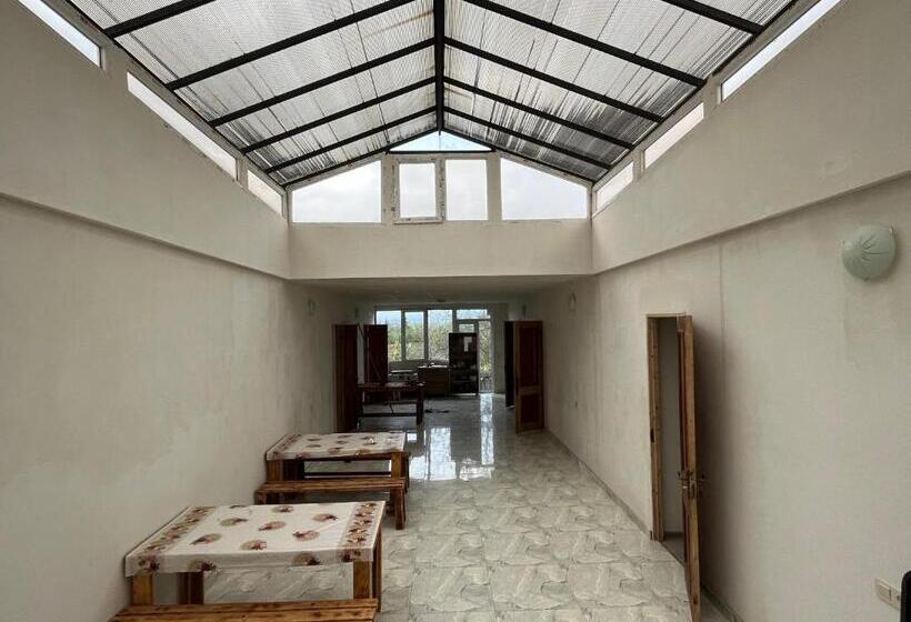 پانسیون Ok House!