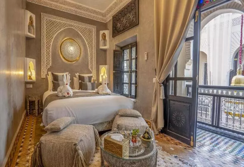 پانسیون Riad Almisk