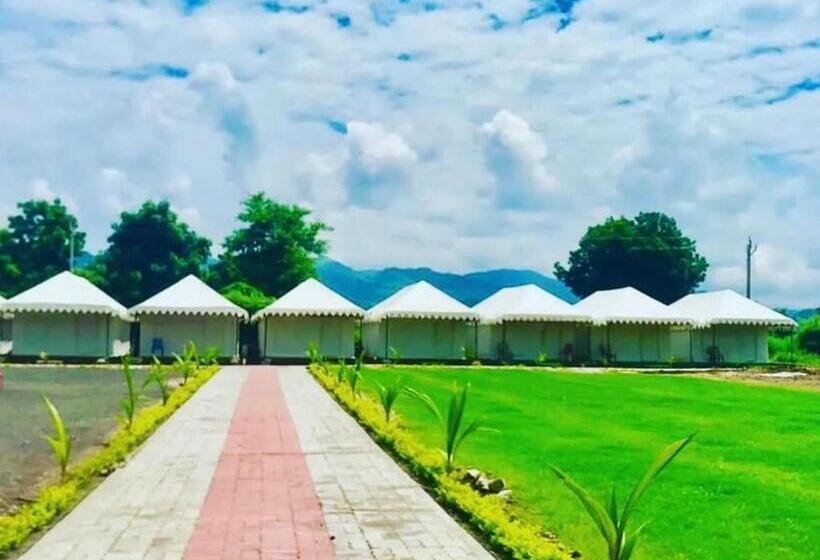 Resort Reva Tent City