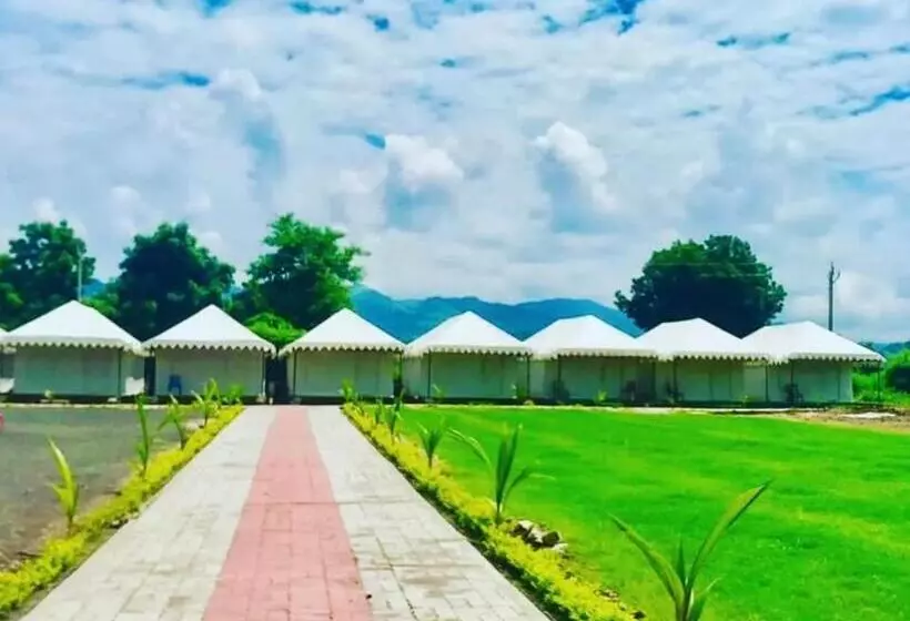 Lomakeskus Reva Tent City