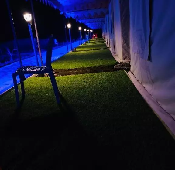 Lomakeskus Reva Tent City