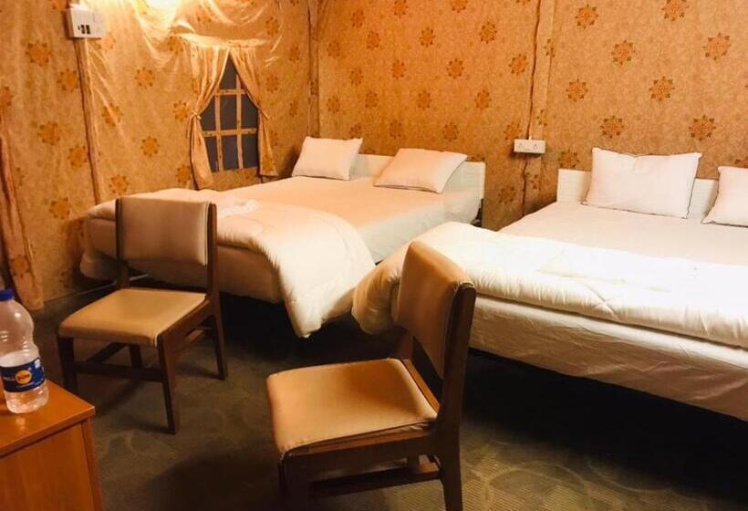 Resort Reva Tent City