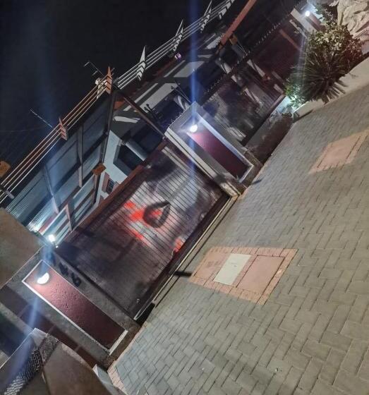 Shazz Bed & Breakfast