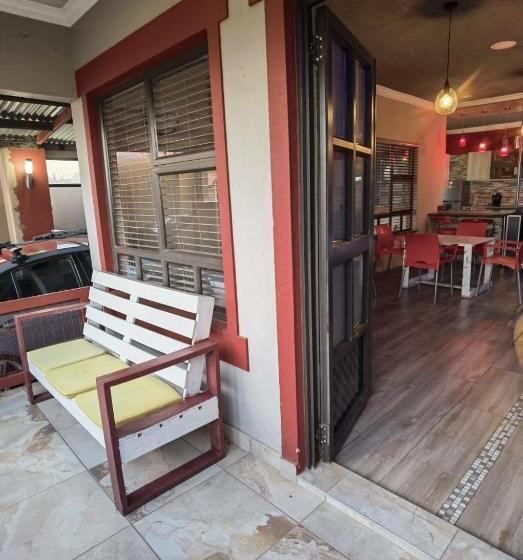 Shazz Bed & Breakfast