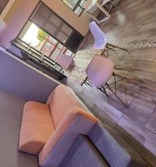 Shazz Bed & Breakfast