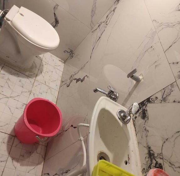 Spot On Hotel Relax Inn