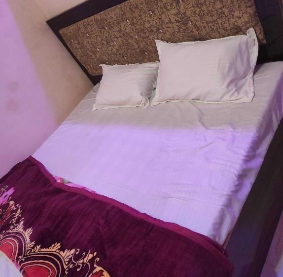 Spot On Hotel Relax Inn