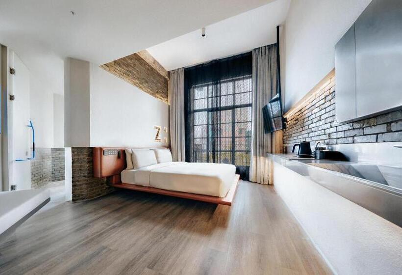 Z Hotel Shanghai Bund Shamei Building