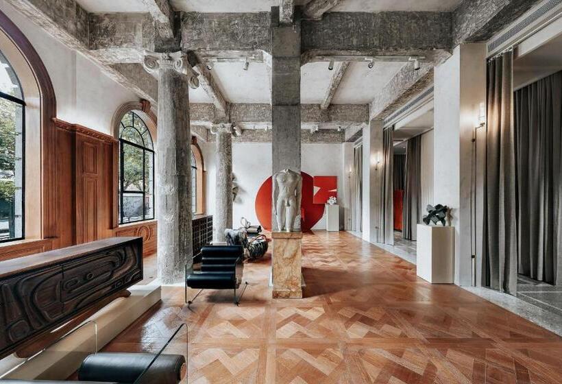 Z Hotel Shanghai Bund Shamei Building