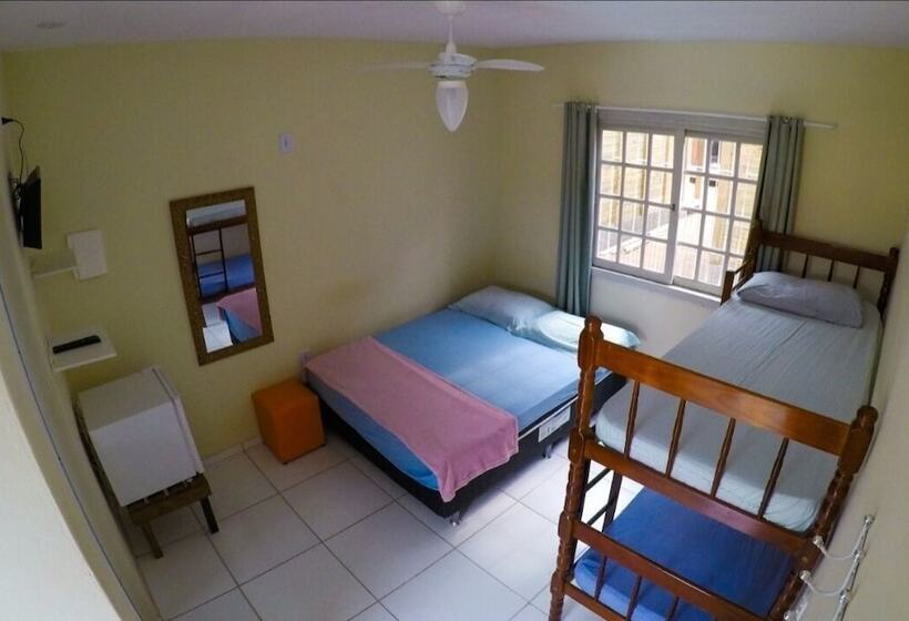 هاستل Porto Pousada