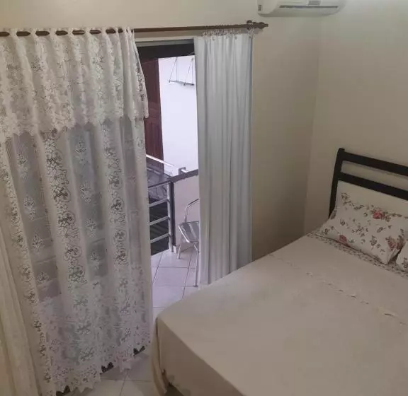 Retkeilymaja Pousada Mar & Sol A 180 M Da Praia