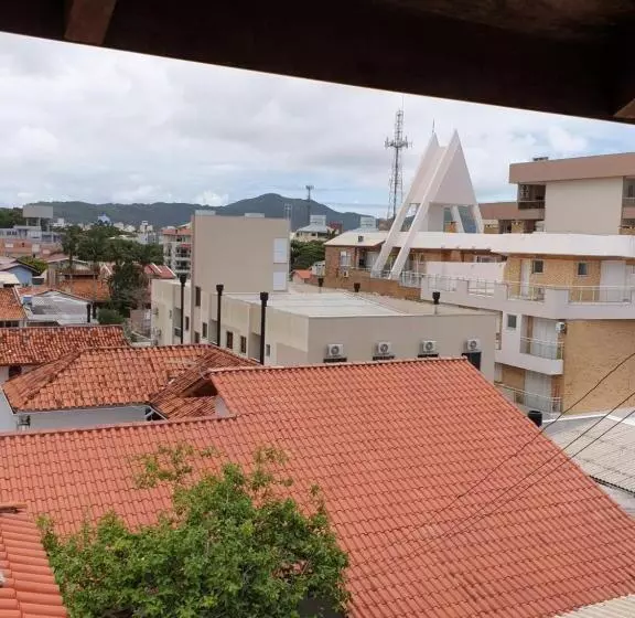 Retkeilymaja Pousada Mar & Sol A 180 M Da Praia