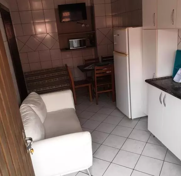 Retkeilymaja Pousada Mar & Sol A 180 M Da Praia