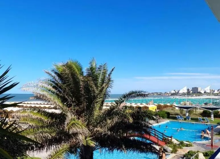 Apart Hotel Ulises   Club De Mar