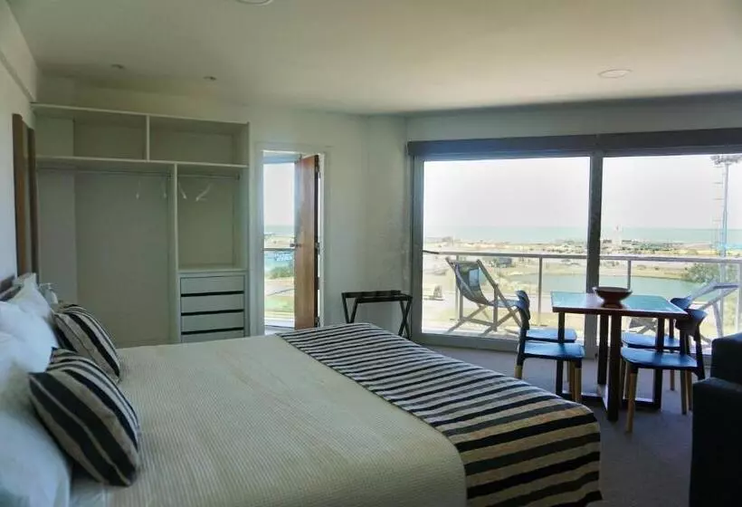 Apart Hotel Ulises   Club De Mar