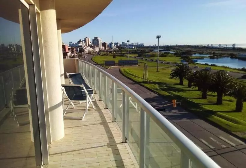 Apart Hotel Ulises   Club De Mar