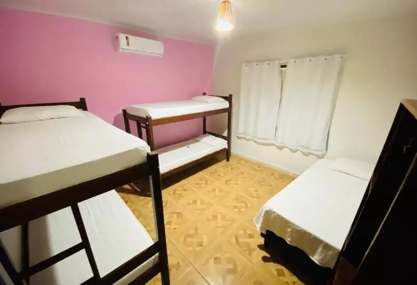 Caraiva Hostel E Pousada