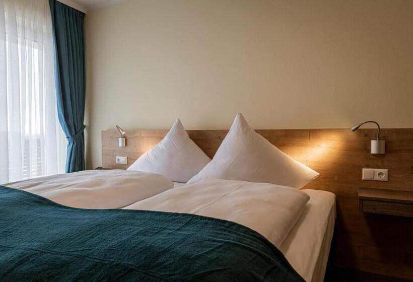 Gasthof Hotel Drei Tannen Altdorf