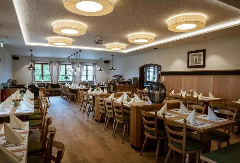 Gasthof Hotel Drei Tannen Altdorf